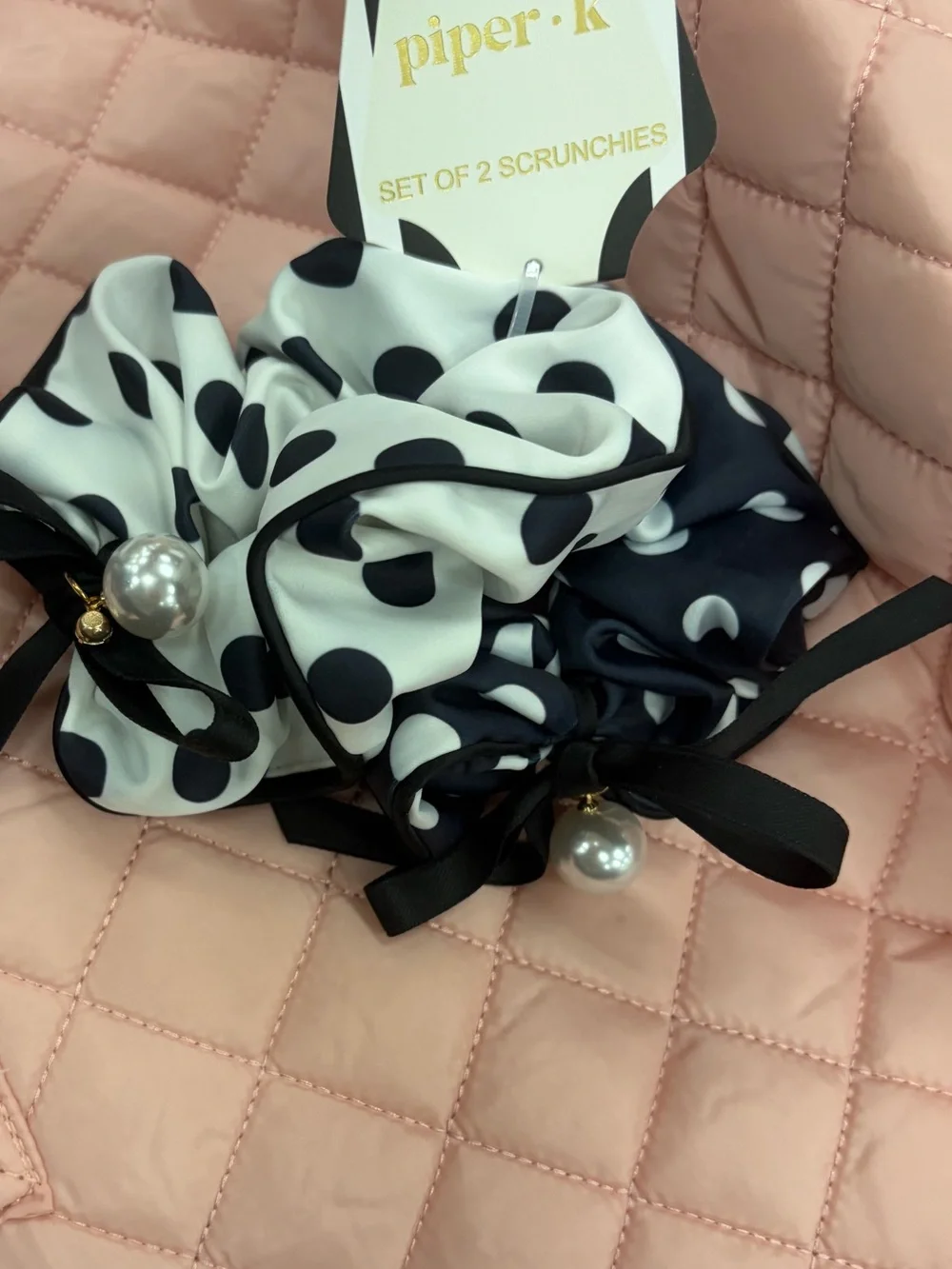 NWT ⚜️🖤⚜️ Piper K Polka Dot Bow Satin Hair Scrunchies Set of 2